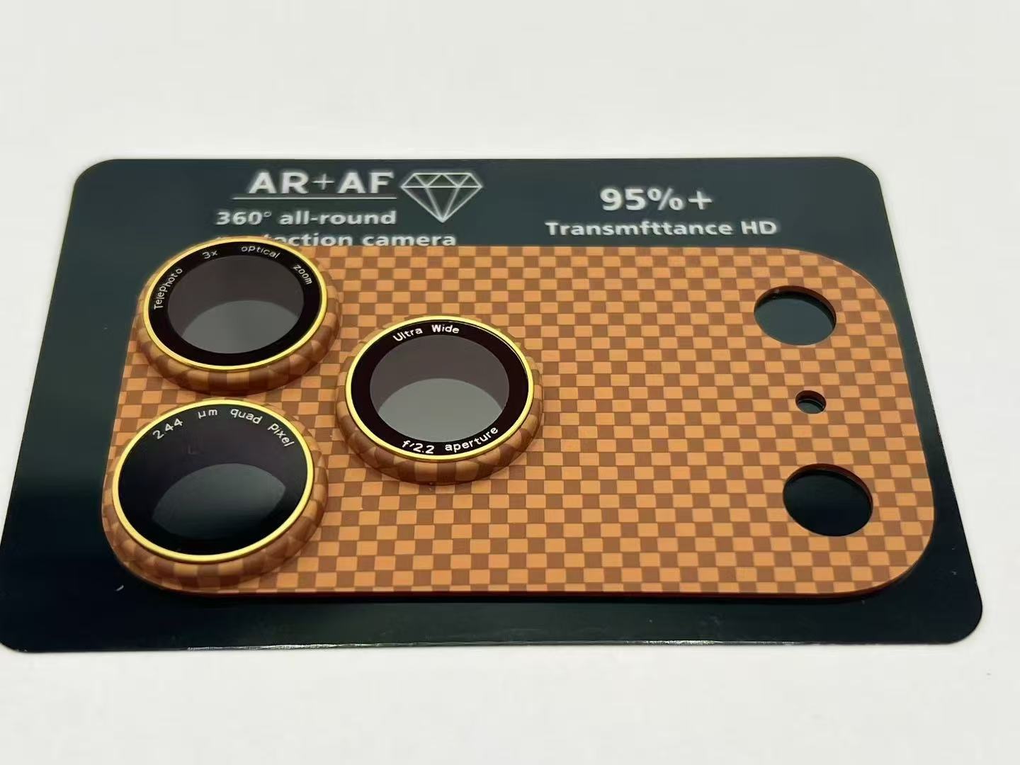 iPhone 17 Pro 鏡頭膜一體式底殼，搭配後置相機保護膜 (CA-0003)